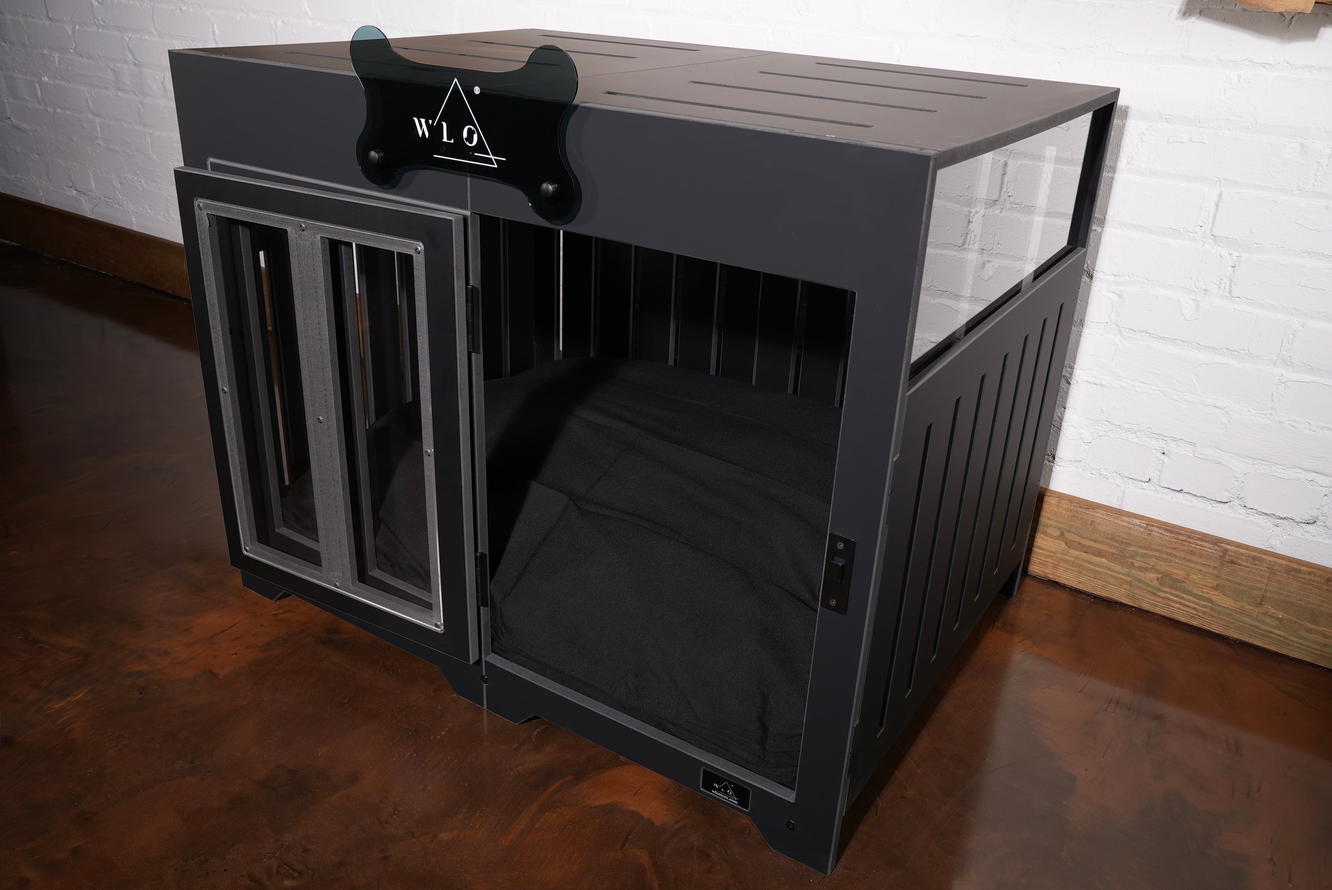#color_onyx-black