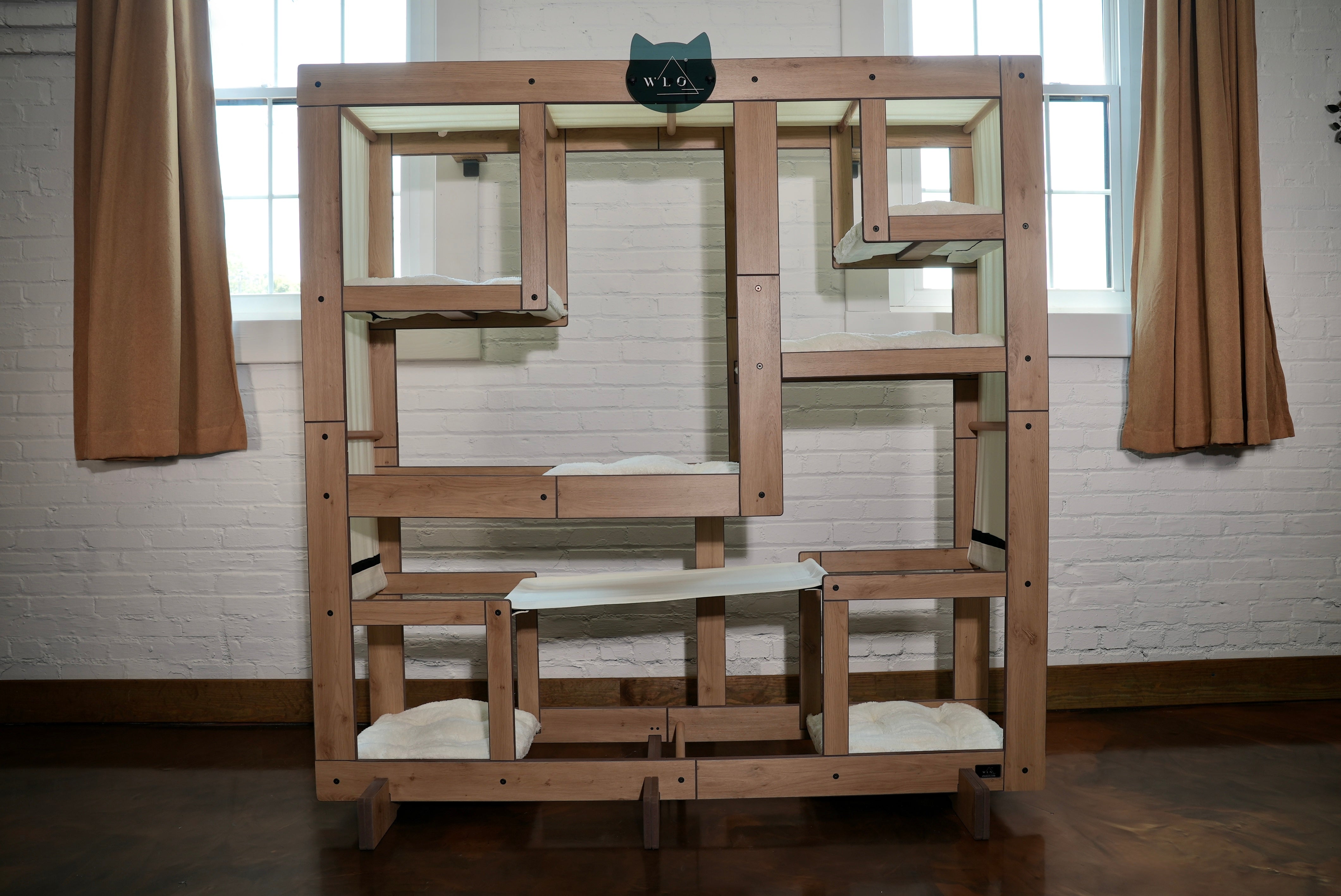 WLO Square Eco Friendly Luxury Compact Cat Station