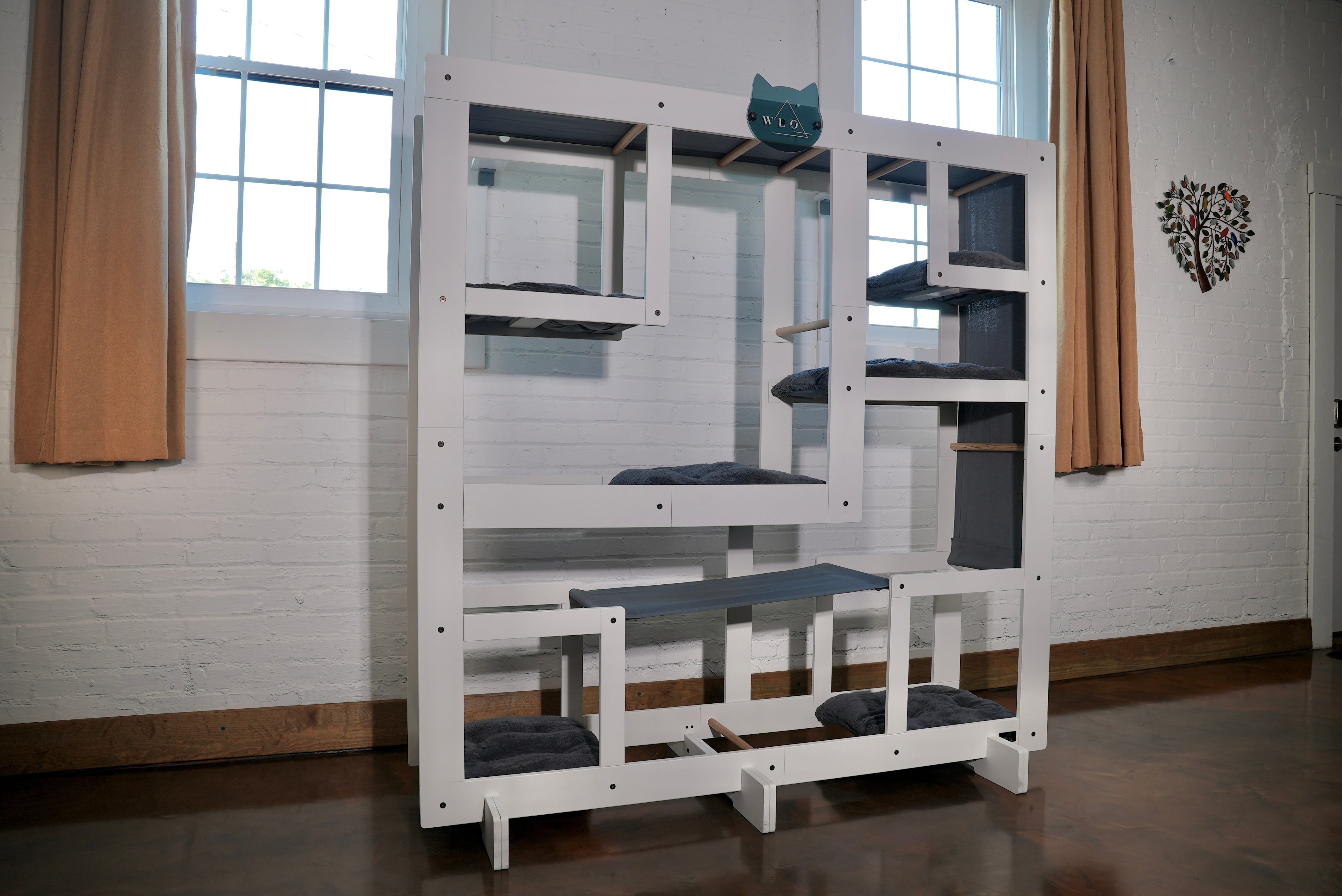WLO Square Eco Friendly Luxury Compact Cat Station