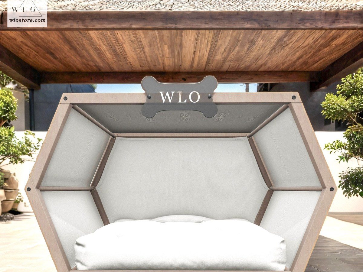 Elevated Hexxon Dog House