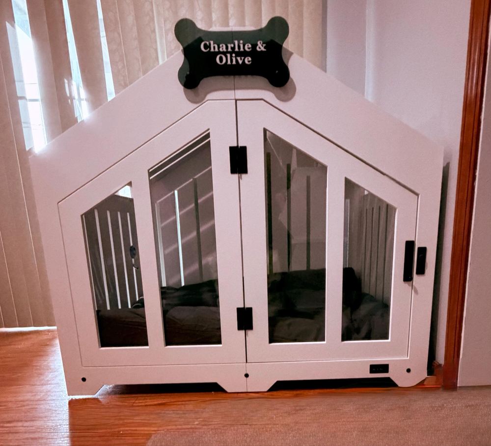 A customer’s Gabled dog house in Pure White, Size 3. Customer photo from a review, Jun 2026.